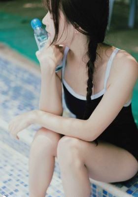 暴风雨人妻的呻吟日本电影_1080P动漫免费观看