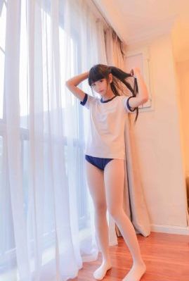 把舌头伸到女人的屁股里_在线观看完整视频大全