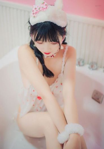 男女共同共同快乐器_1080超清在线观看