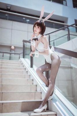 日韩亚洲欧美综合色图_迅雷在线观看